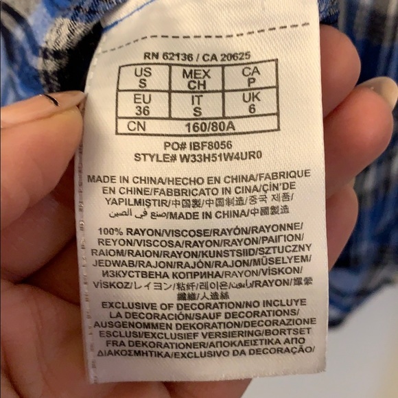 Guess checkered (blue, black & white) blouse - Picture 6 of 7